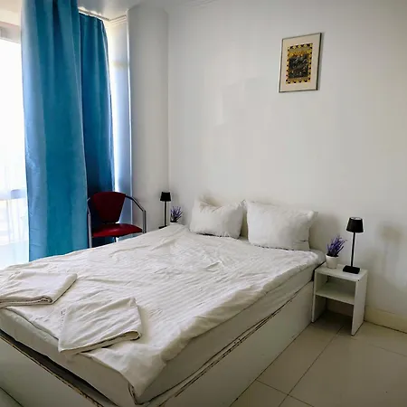 Apartment Marszalkowska Outdoor View Balcony And Shower